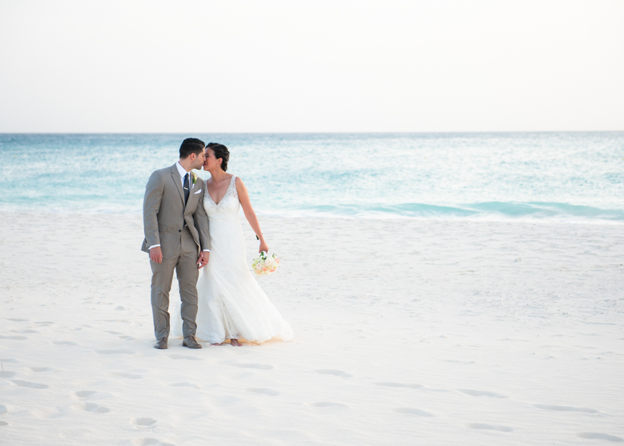 alison-manchebo-aruba-wedding-054