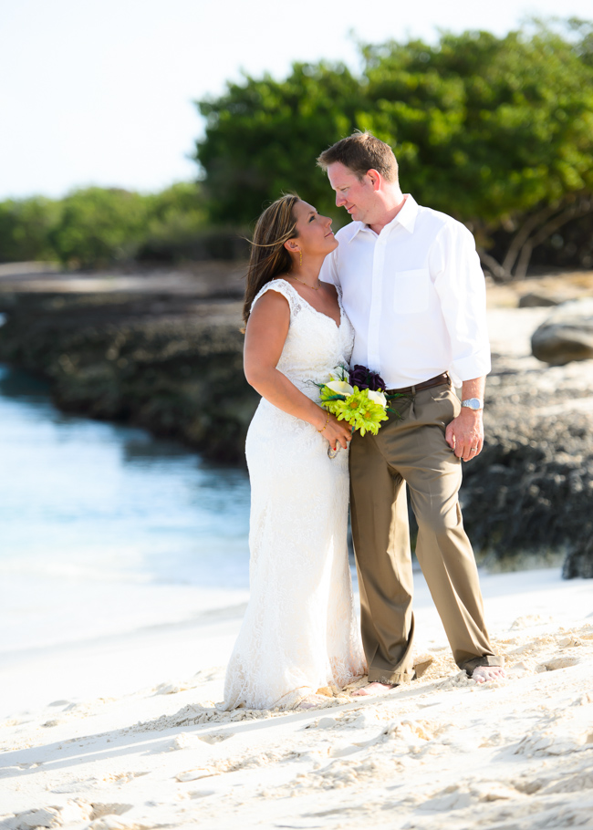 andrea-aruba-trash-dress-wedding_0003