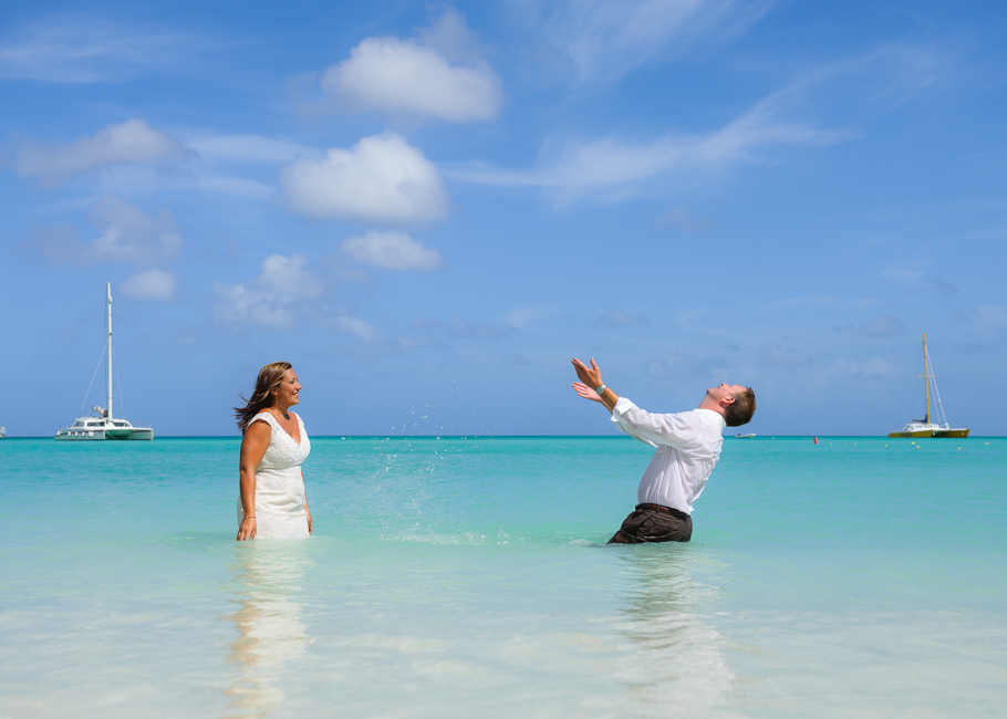 andrea-aruba-trash-dress-wedding_0026