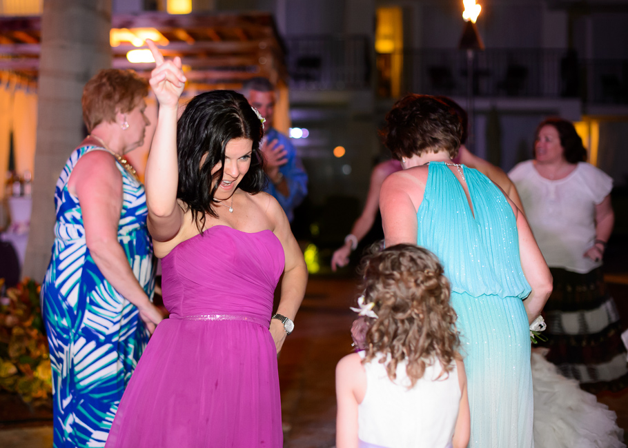 andrea-marriott-aruba-wedding-061