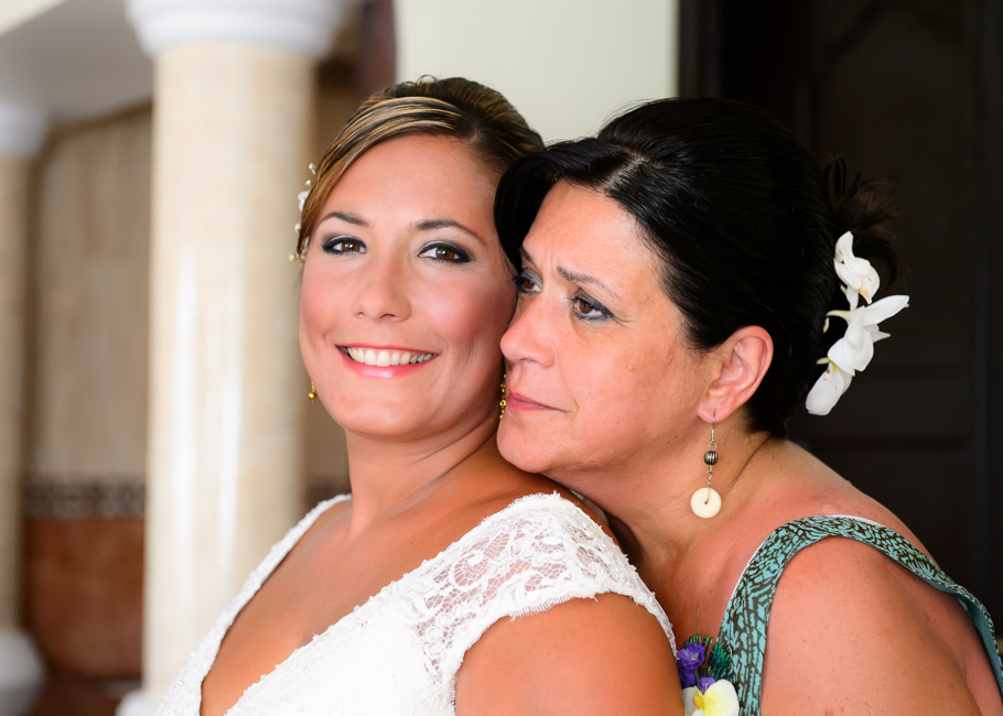 andrea-riu-palace-aruba-wedding_0005