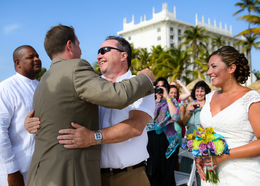 andrea-riu-palace-aruba-wedding_0019