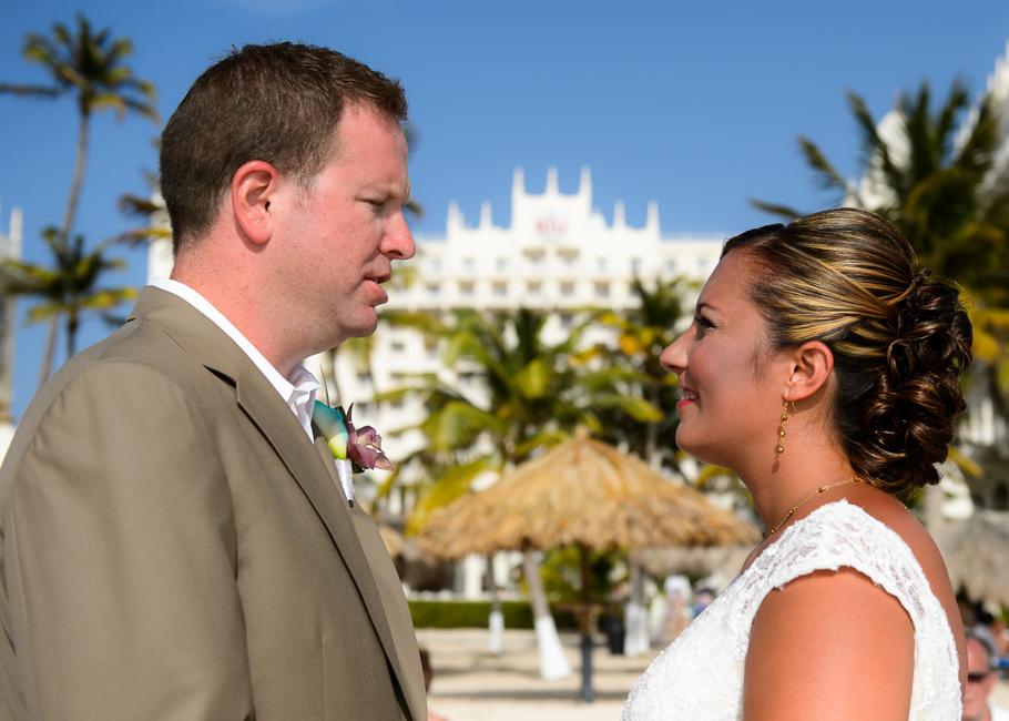 andrea-riu-palace-aruba-wedding_0024