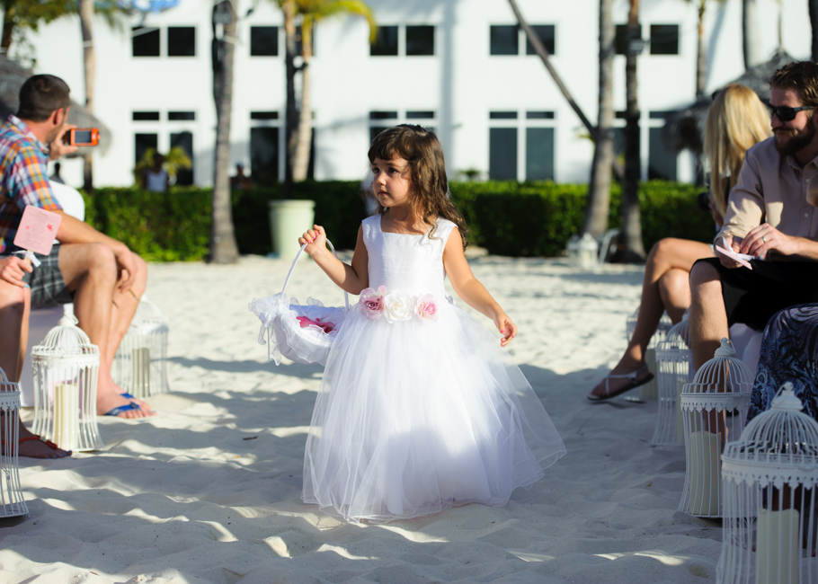 christa-radisson-aruba-wedding-022