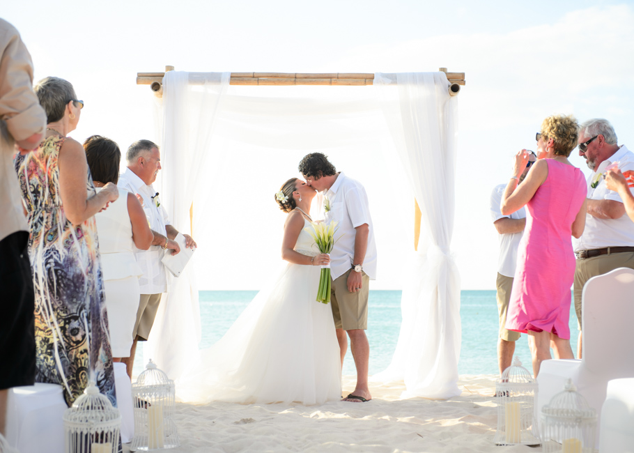 christa-radisson-aruba-wedding-032