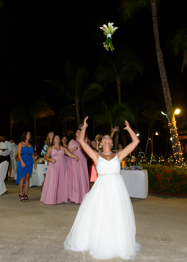 christa-radisson-aruba-wedding-063