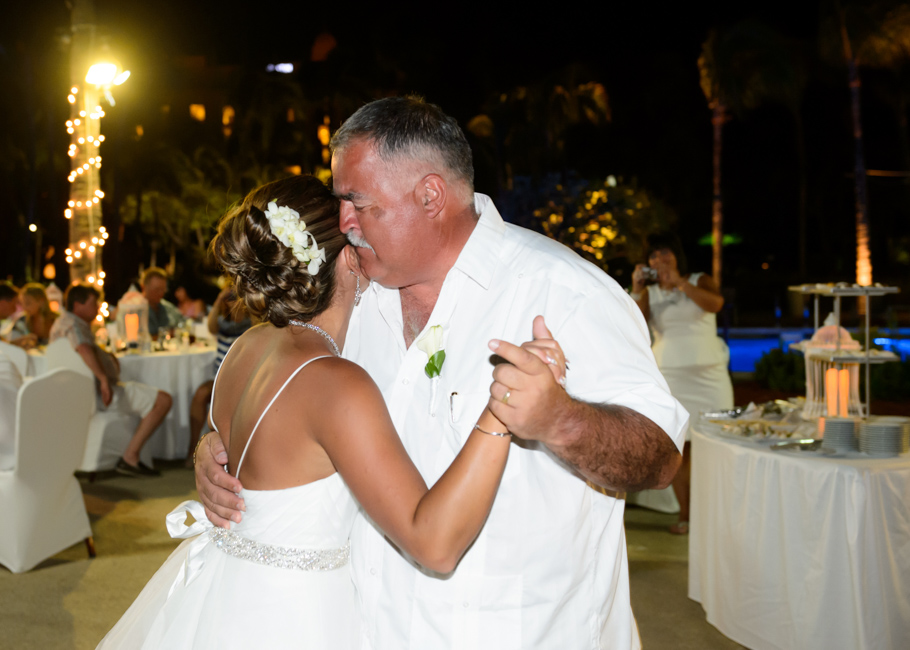 christa-radisson-aruba-wedding-065