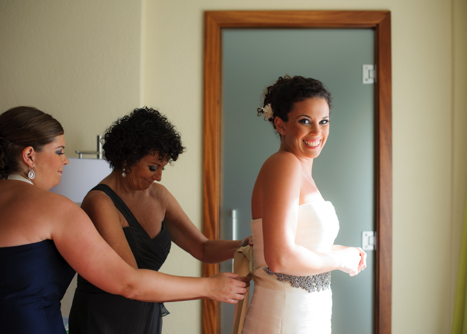 jen-hyatt-aruba-wedding-012