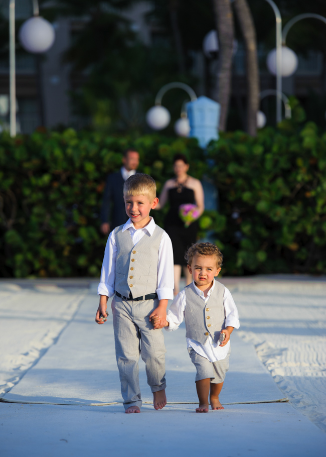 jen-hyatt-aruba-wedding-019