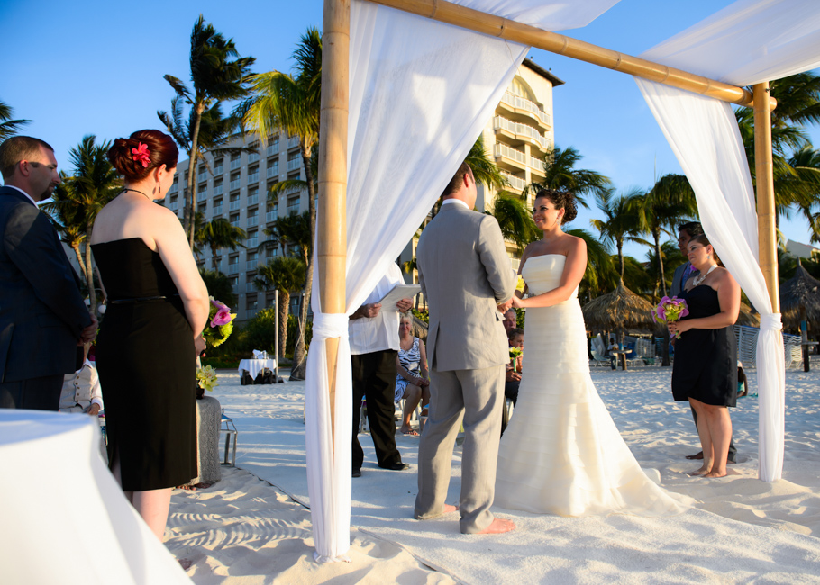 jen-hyatt-aruba-wedding-031