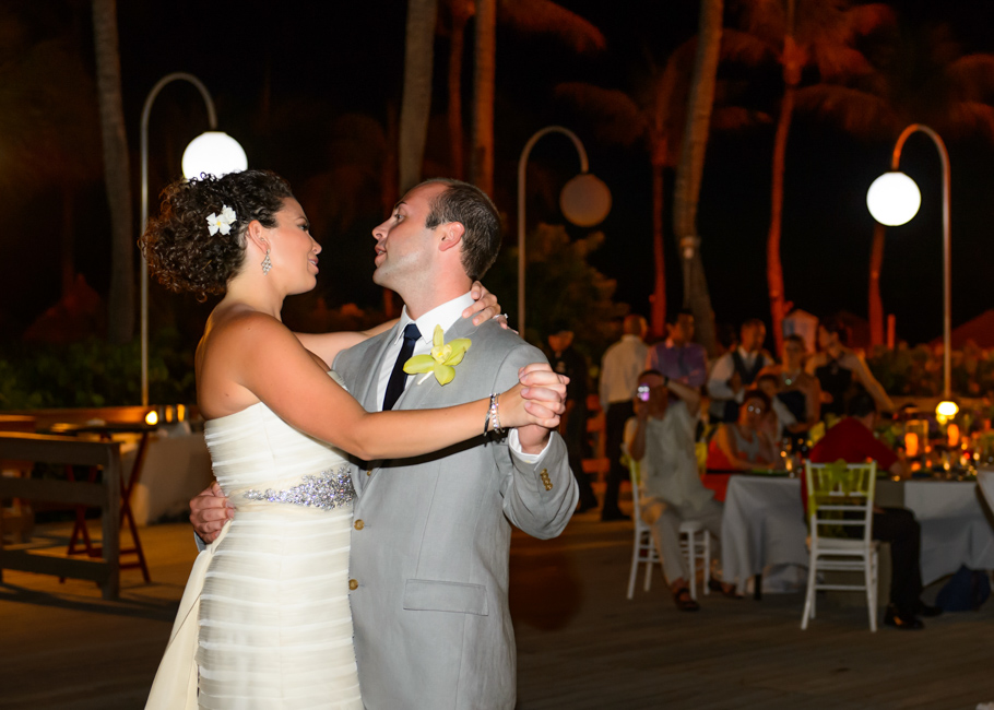 jen-hyatt-aruba-wedding-050