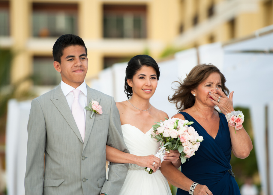 kathya-ritz-carlton-aruba-wedding_0036