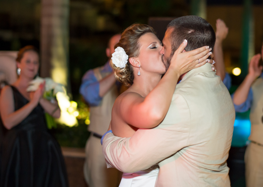 michelle-aruba-marriott-wedding-032