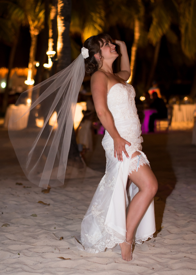 paula-renaissance-island-wedding-076