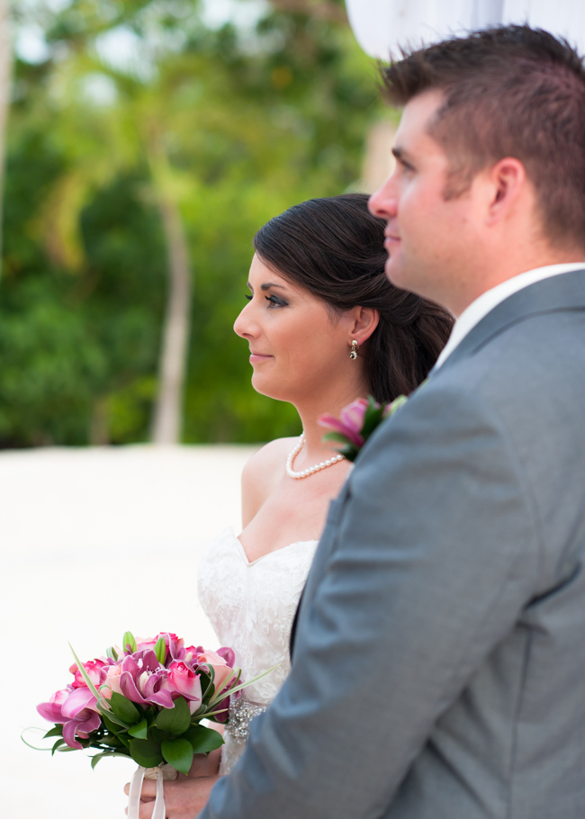 robyn--renaissance-aruba-wedding-022