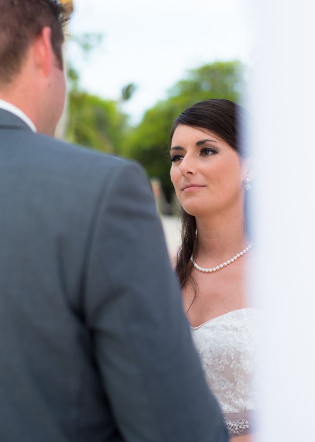 robyn--renaissance-aruba-wedding-025