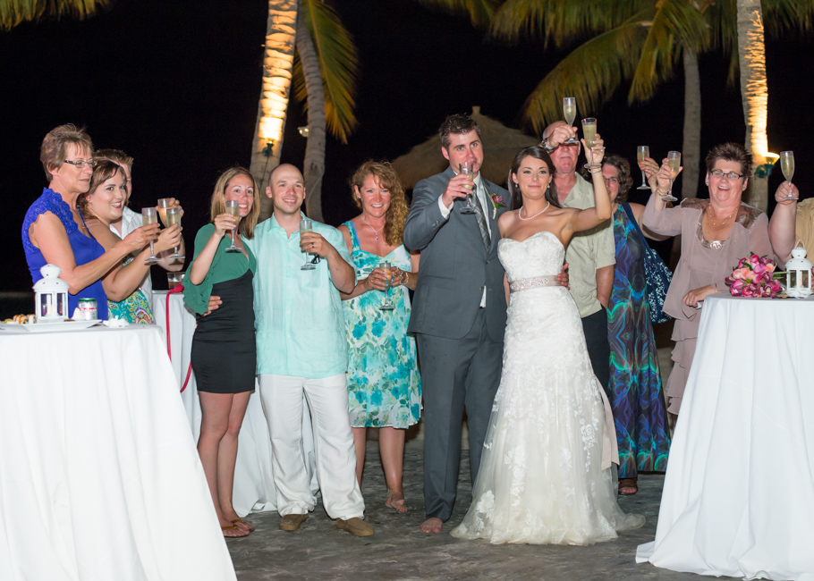 robyn--renaissance-aruba-wedding-041