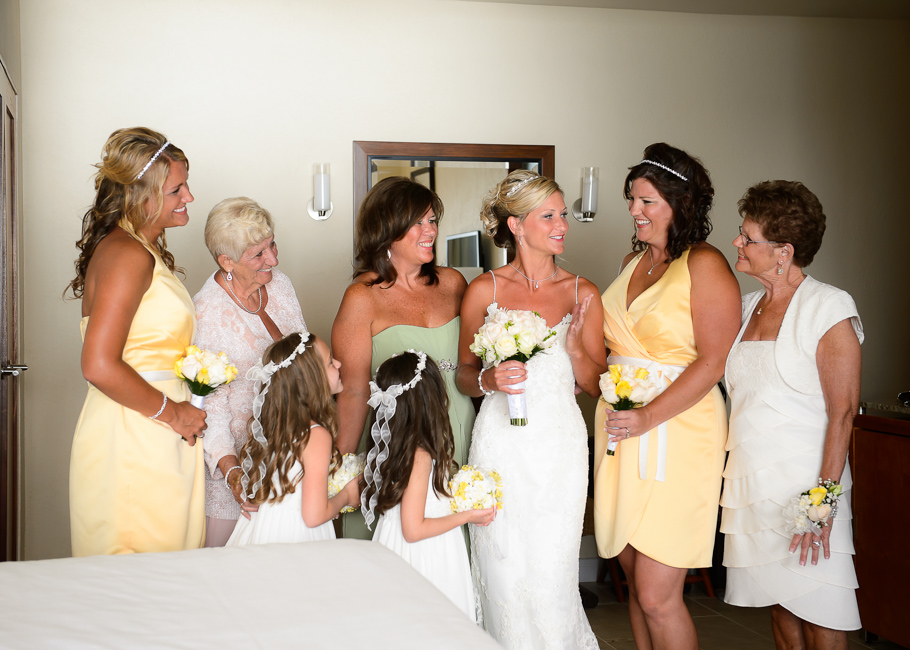 sara-hyatt-aruba-wedding-011