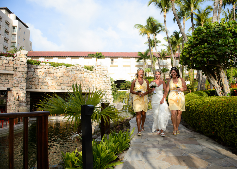 sara-hyatt-aruba-wedding-014