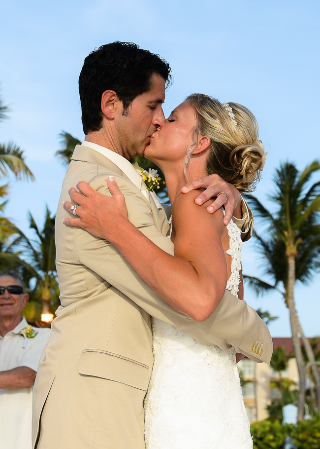 sara-hyatt-aruba-wedding-036