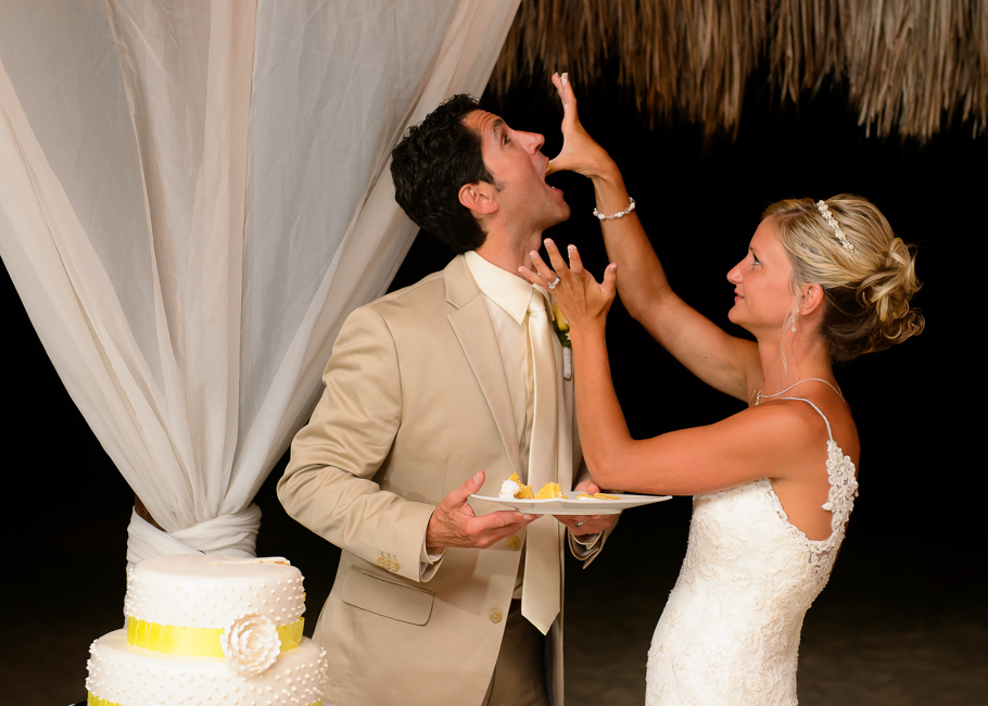 sara-hyatt-aruba-wedding-064