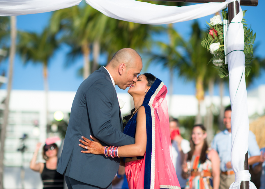 faryal-marriott-aruba-wedding_0034