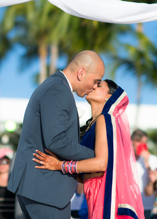 faryal-marriott-aruba-wedding_0035