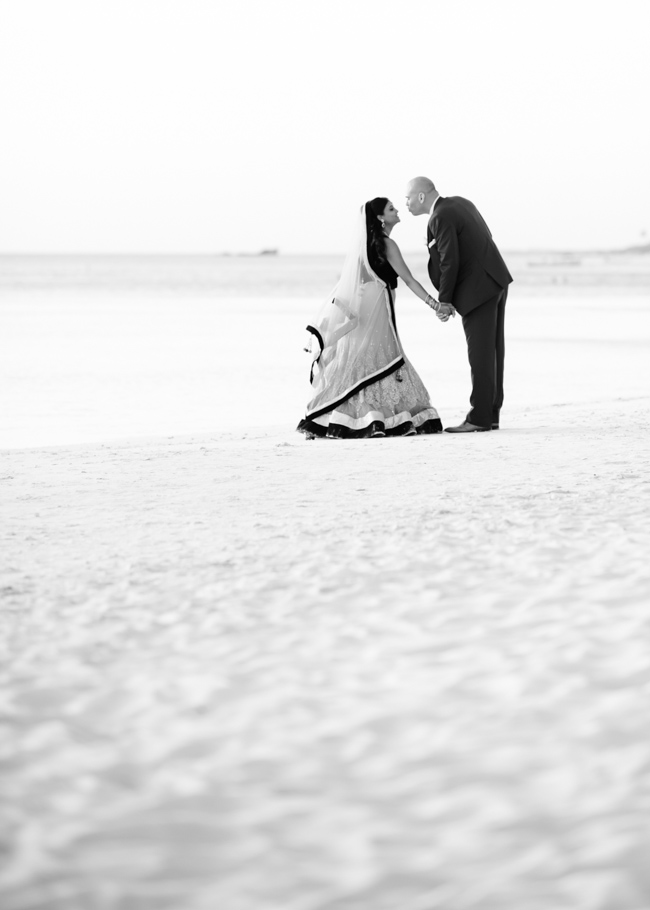 faryal-marriott-aruba-wedding_0040