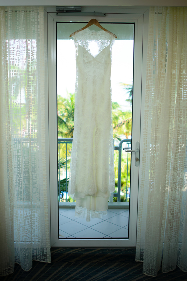 laura-renaissance-aruba-wedding_0001