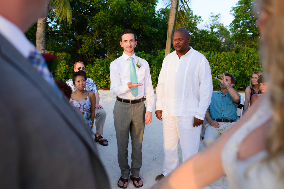 laura-renaissance-aruba-wedding_0033