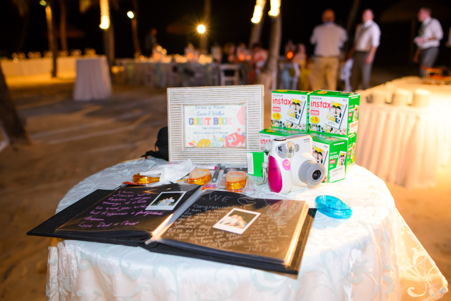 laura-renaissance-aruba-wedding_0046