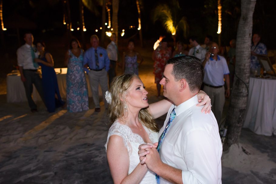 laura-renaissance-aruba-wedding_0048