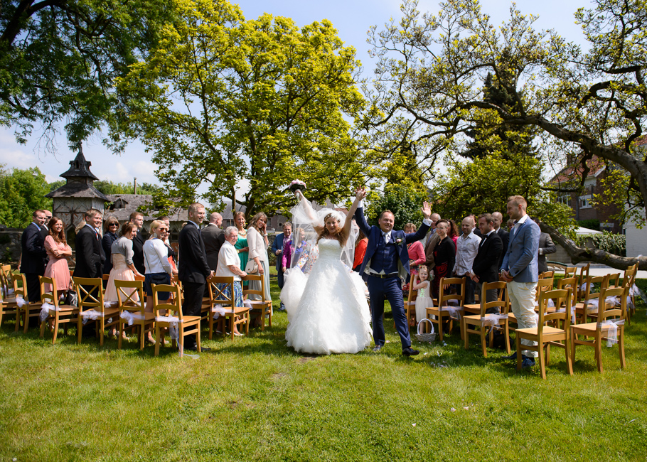 jess-belgium-wedding-039