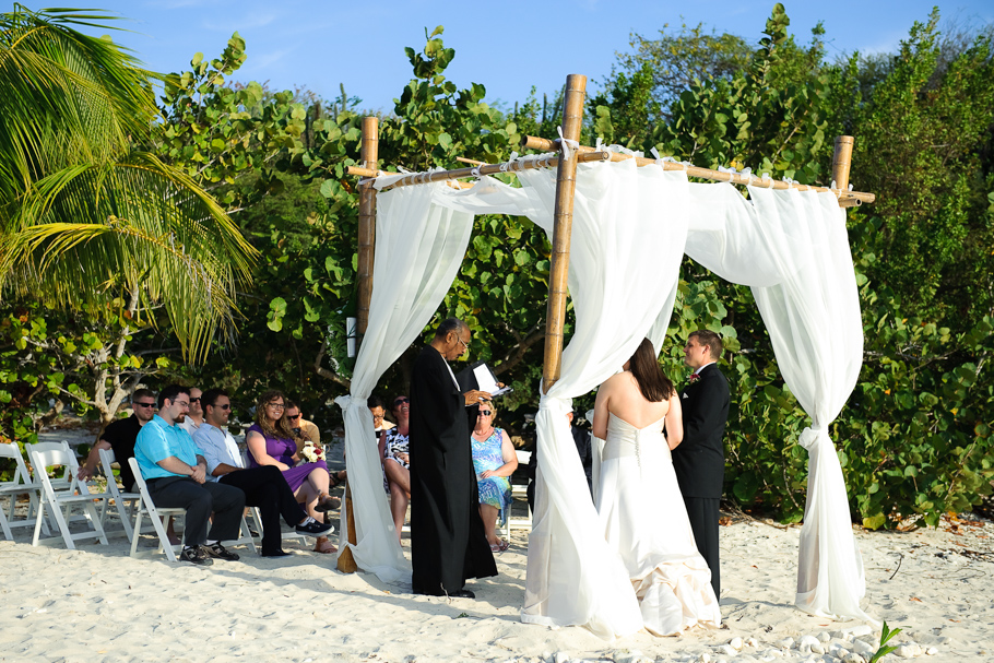 megan-curacao-wedding-018