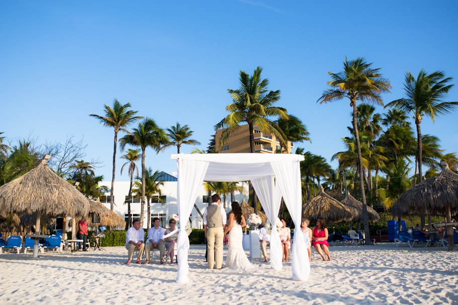 jenna-radisson-aruba-wedding_0029