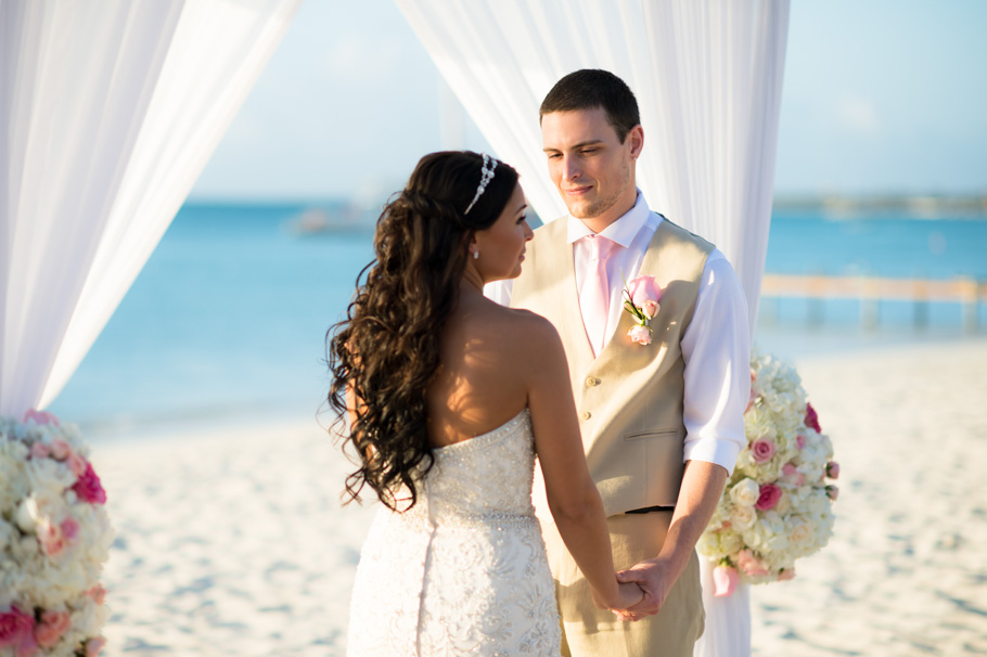 jenna-radisson-aruba-wedding_0031