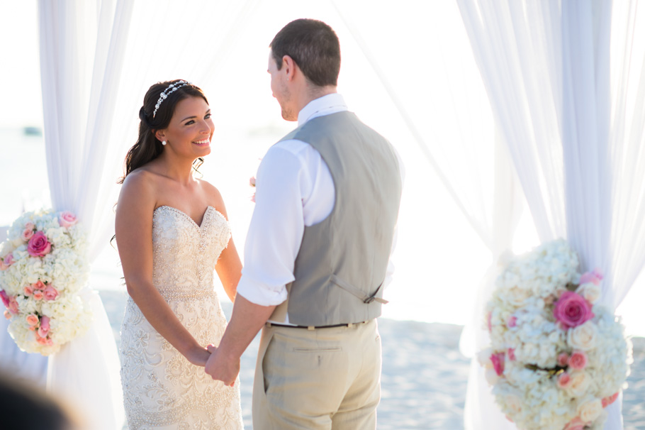 jenna-radisson-aruba-wedding_0034