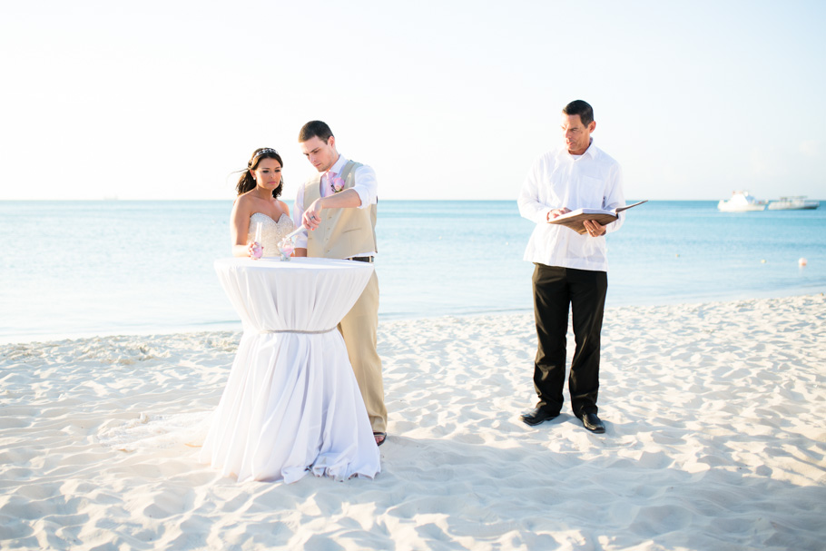 jenna-radisson-aruba-wedding_0035