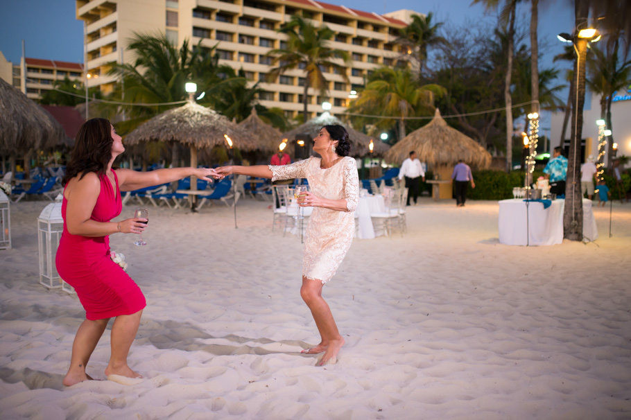 jenna-radisson-aruba-wedding_0046