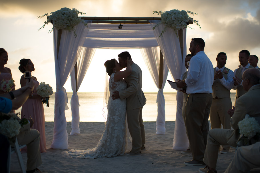 kristin-marriott-aruba-wedding-015