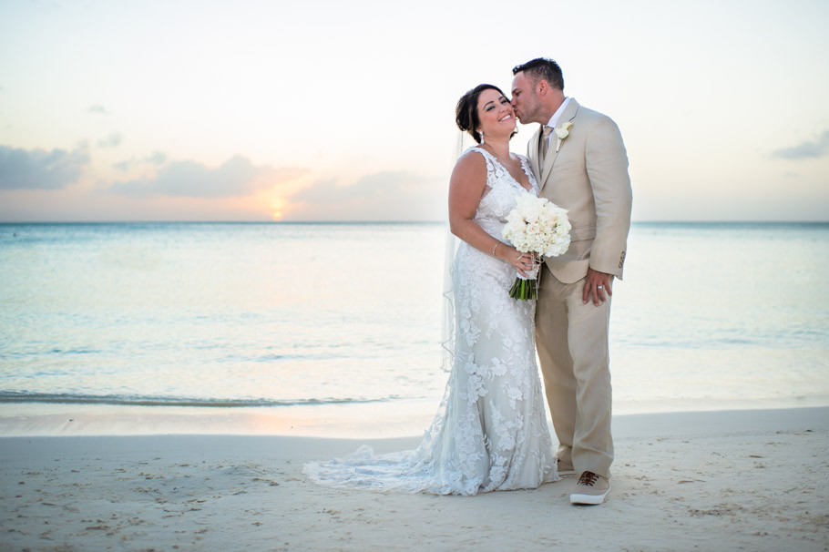 kristin-marriott-aruba-wedding-018