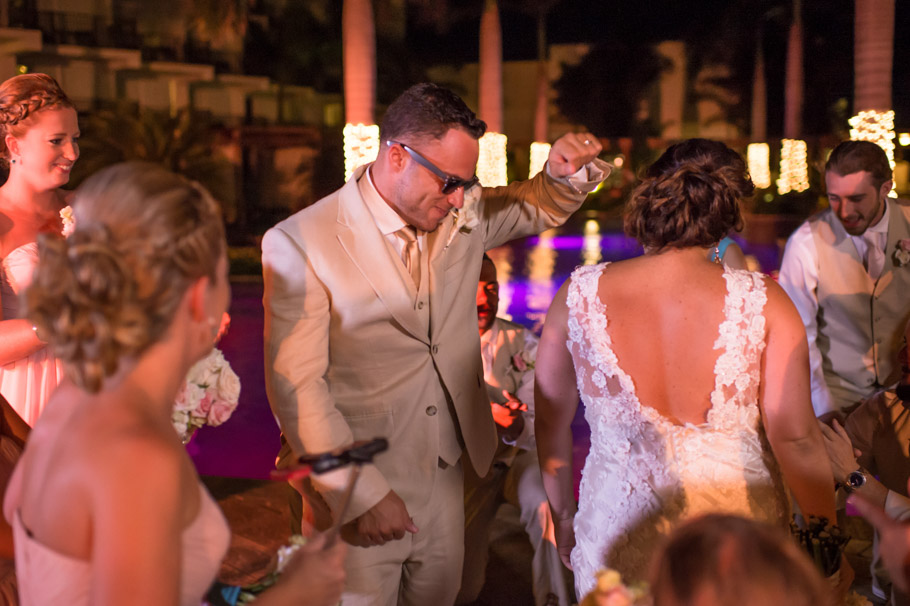 kristin-marriott-aruba-wedding-030