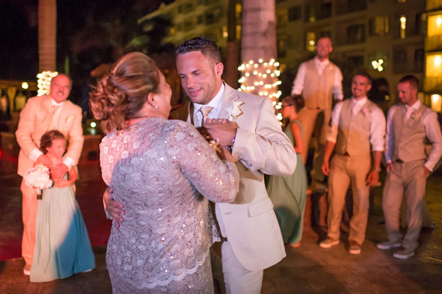 kristin-marriott-aruba-wedding-034