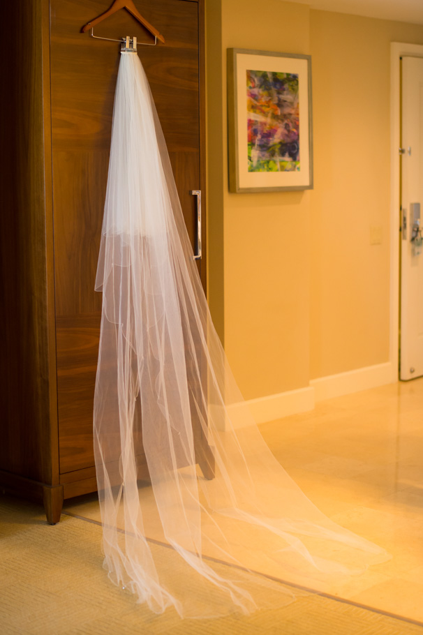 katie-ritz-carlton-aruba-wedding-002