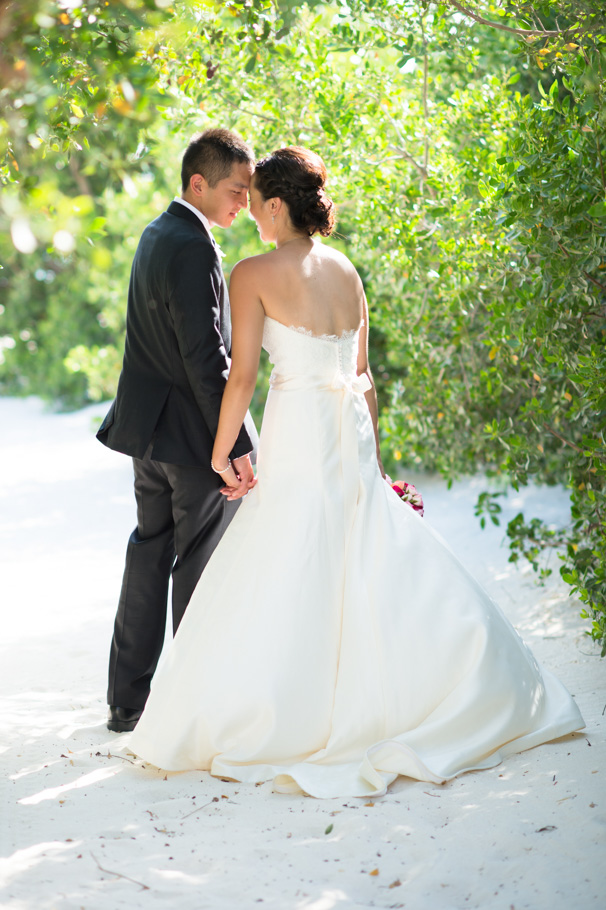 katie-ritz-carlton-aruba-wedding-019