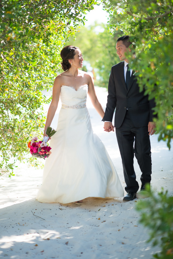 katie-ritz-carlton-aruba-wedding-020