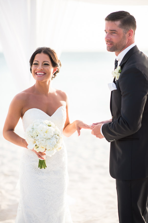 liz-marriott-aruba-wedding-013