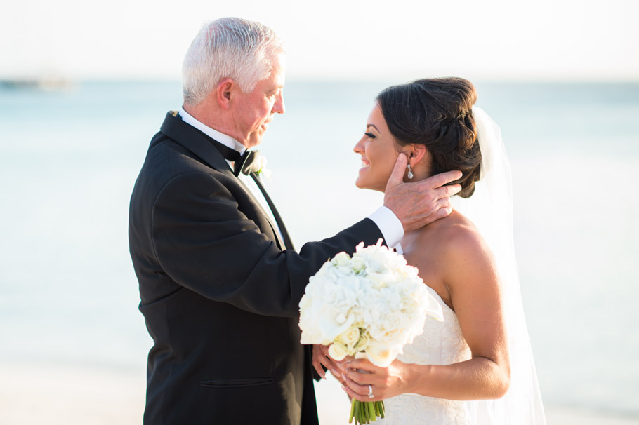 liz-marriott-aruba-wedding-014