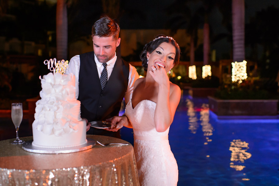 liz-marriott-aruba-wedding-036