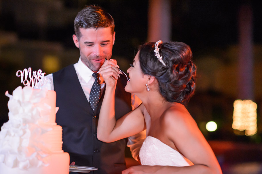 liz-marriott-aruba-wedding-037